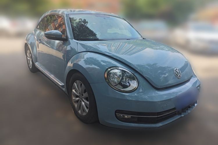 Used Volkswagen Beetle 2013 1.4TSI Fashion Edition Front Right 45 Deg