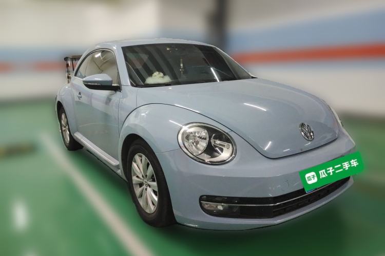 Used Volkswagen Beetle 2013 1.4TSI Fashion Edition Front Right 45 Deg