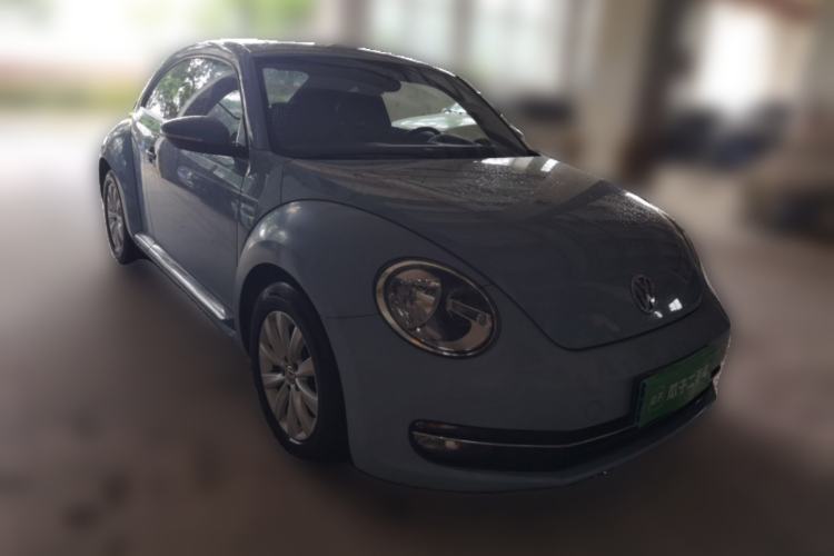 Used Volkswagen Beetle 2013 1.4TSI Fashion Edition Front Right 45 Deg