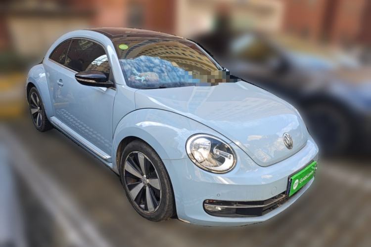 Used Volkswagen Beetle 2013 2.0 TSI Top-Trim Model Front Right 45 Deg