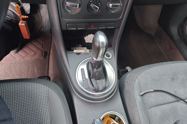 Used Volkswagen Beetle 2013 1.4TSI Fashion Edition Gear Lever