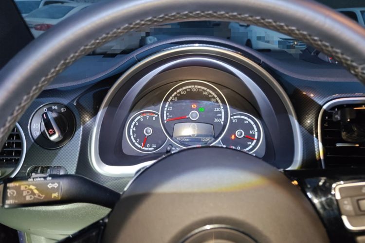 Used Volkswagen Beetle 2013 1.4TSI Luxury Model Instrument Cluster