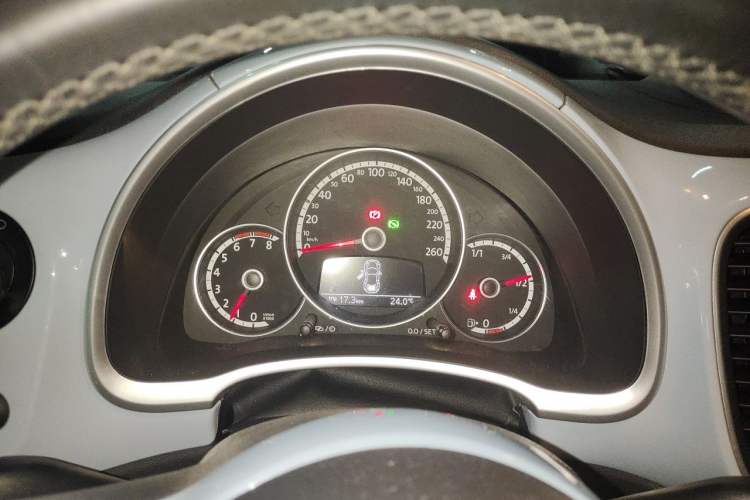 Used Volkswagen Beetle 2013 1.4TSI Fashion Edition Instrument Cluster