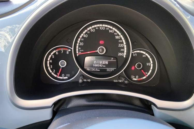 Used Volkswagen Beetle 2013 1.4TSI Fashion Edition Instrument Cluster