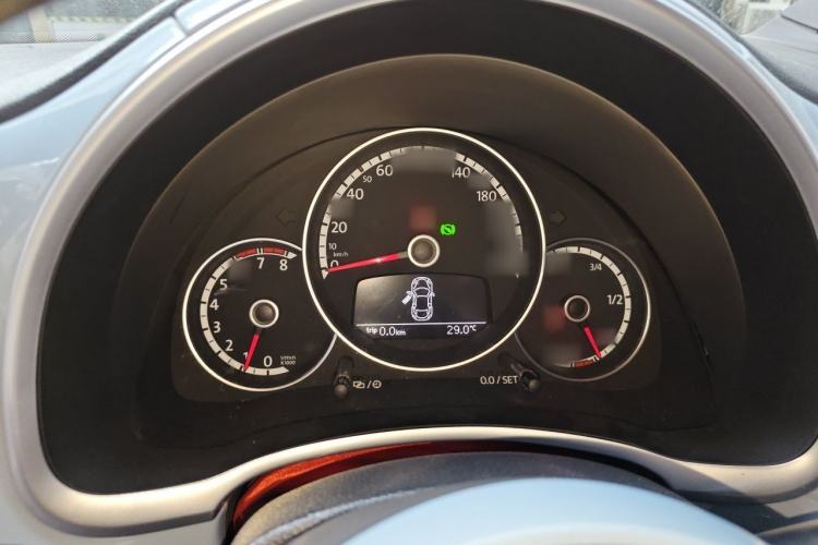 Used Volkswagen Beetle 2013 1.4 TSI Comfort Model Instrument Cluster
