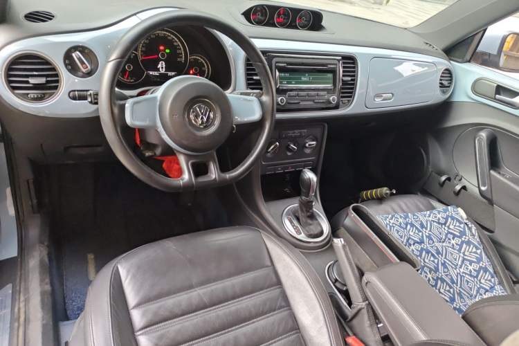 Used Volkswagen Beetle 2013 1.4 TSI Comfort Model Interior 2