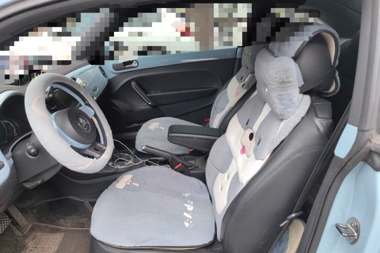 Used Volkswagen Beetle 2013 1.4TSI Fashion Edition Left Front Seat