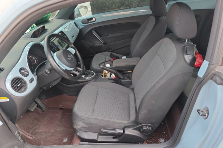 Used Volkswagen Beetle 2013 1.4TSI Fashion Edition Left Front Seat