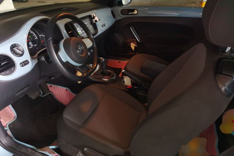 Used Volkswagen Beetle 2013 1.4TSI Fashion Edition Left Front Seat