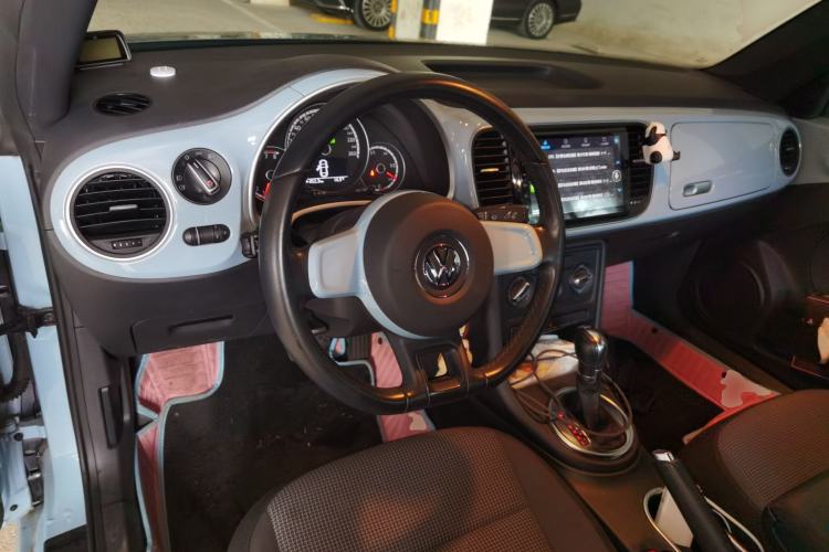 Used Volkswagen Beetle 2013 1.4TSI Fashion Edition Steering Wheel