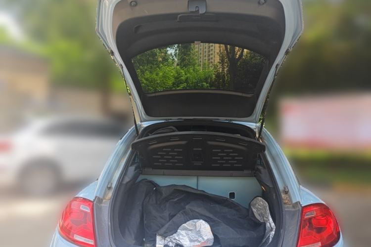 Used Volkswagen Beetle 2013 1.4TSI Fashion Edition Trunk