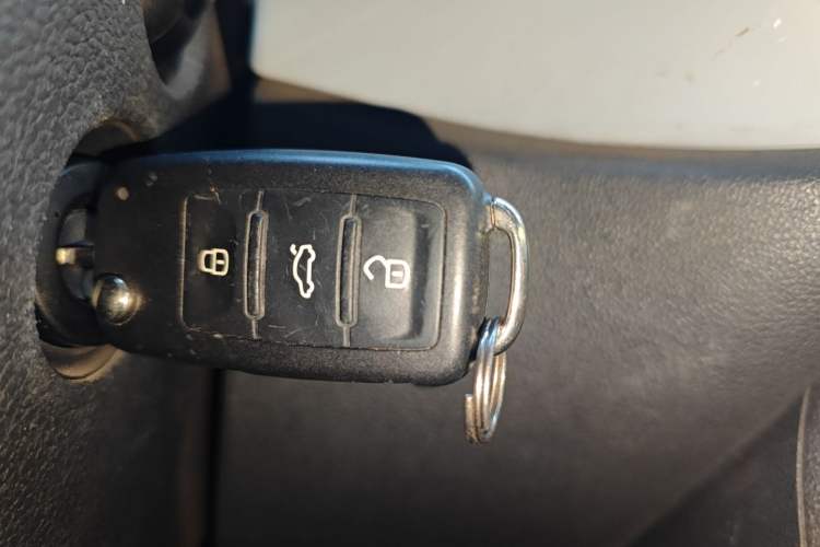 Used Volkswagen Beetle 2013 2.0 TSI Top-Trim Model Vehicle Key