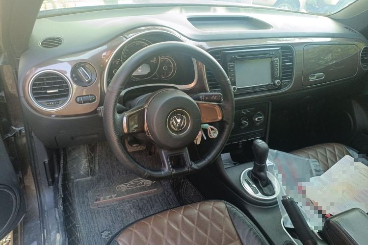 Used Volkswagen Beetle 2013 1.2TSI Fashion Edition Center Console