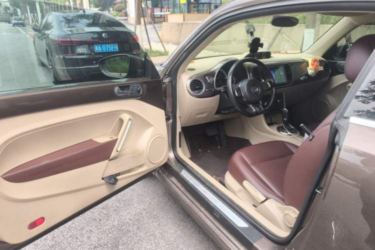 Used Volkswagen Beetle 2013 1.2TSI Fashion Edition Driver Seat