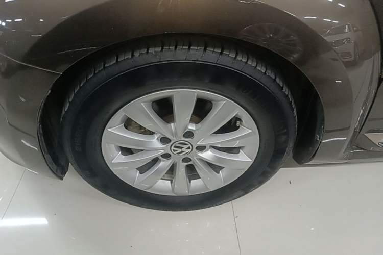 Used Volkswagen Beetle 2013 1.4 TSI Comfort Model Exterior 4