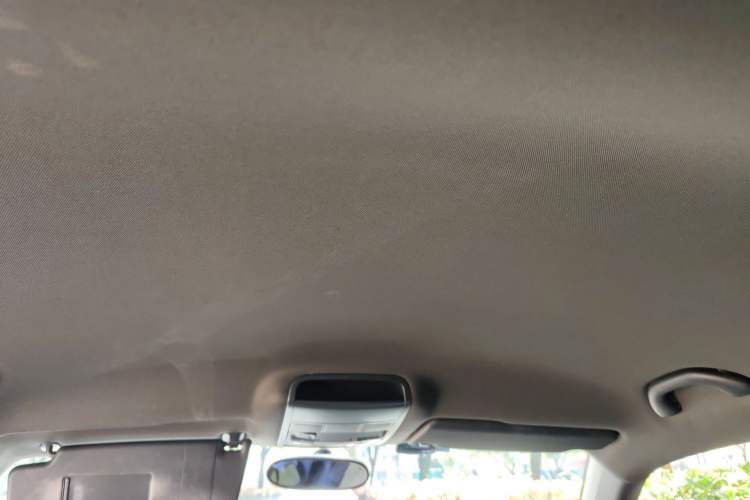 Used Volkswagen Beetle 2013 1.4TSI Fashion Edition Headliner