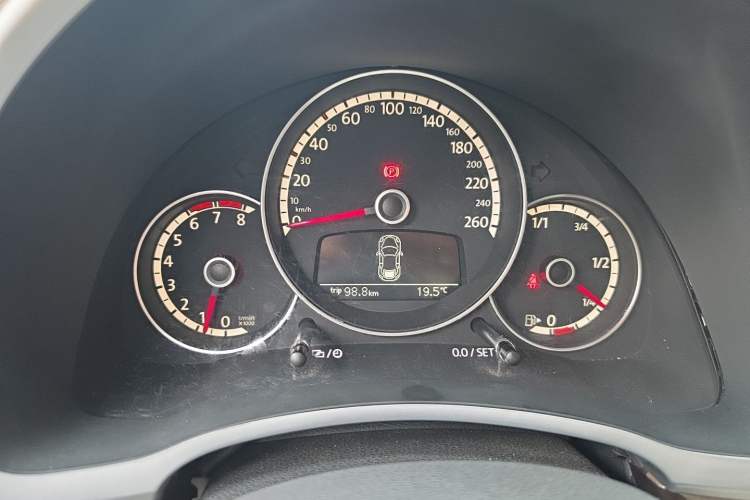 Used Volkswagen Beetle 2013 1.2TSI Fashion Edition Instrument Cluster