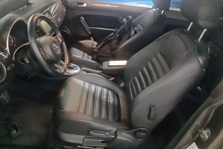 Used Volkswagen Beetle 2013 1.4 TSI Comfort Model Left Front Seat