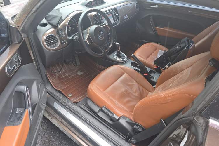 Used Volkswagen Beetle 2013 1.2TSI Fashion Edition Left Front Seat