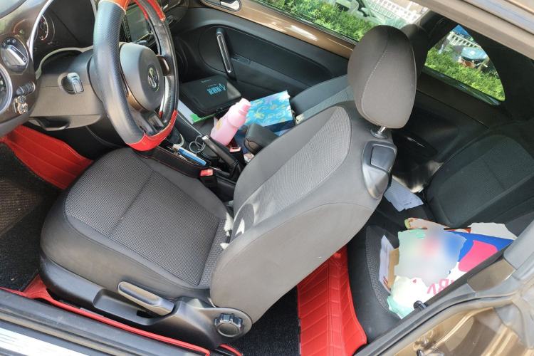 Used Volkswagen Beetle 2013 1.4TSI Fashion Edition Left Front Seat