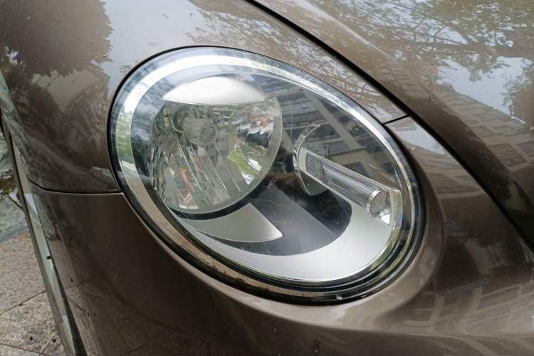Used Volkswagen Beetle 2013 1.4TSI Luxury Model Right Front Headlight