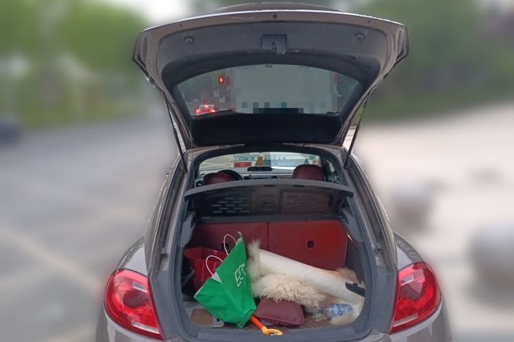 Used Volkswagen Beetle 2013 1.4TSI Fashion Edition Trunk