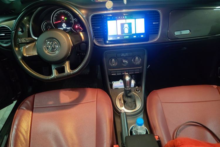 Used Volkswagen Beetle 2013 1.2TSI Fashion Edition Center Console