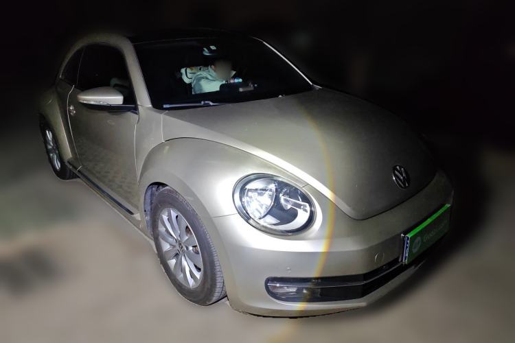 Used Volkswagen Beetle 2013 1.4 TSI Comfort Model Front Right 45 Deg