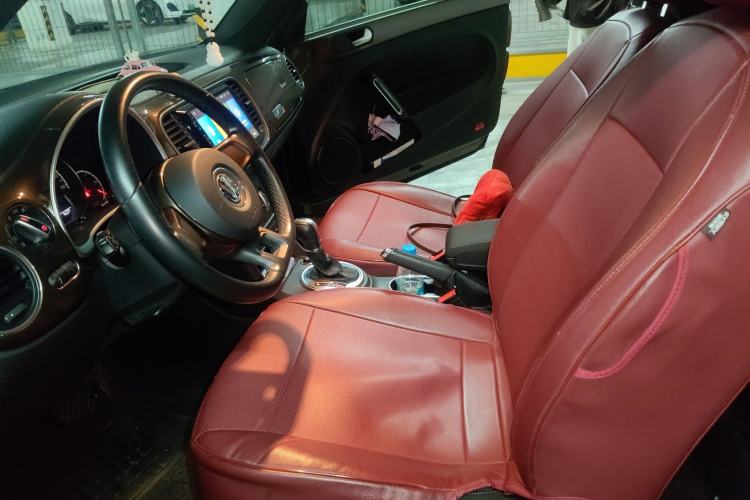 Used Volkswagen Beetle 2013 1.2TSI Fashion Edition Left Front Seat