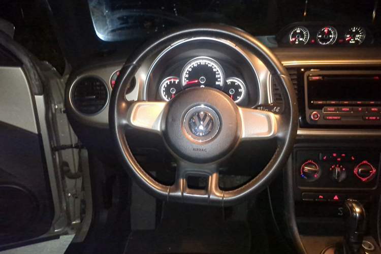 Used Volkswagen Beetle 2013 1.4 TSI Comfort Model Steering Wheel