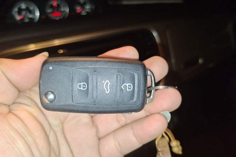 Used Volkswagen Beetle 2013 1.4 TSI Comfort Model Vehicle Key