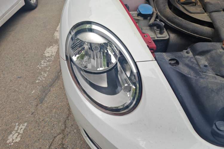 Used Volkswagen Beetle 2013 1.4TSI Fashion Edition Right Front Headlight