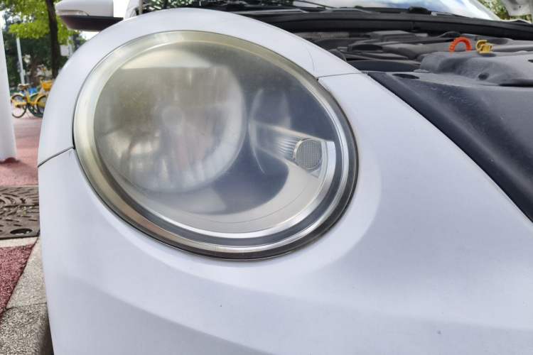 Used Volkswagen Beetle 2013 1.4 TSI Comfort Model Right Front Headlight