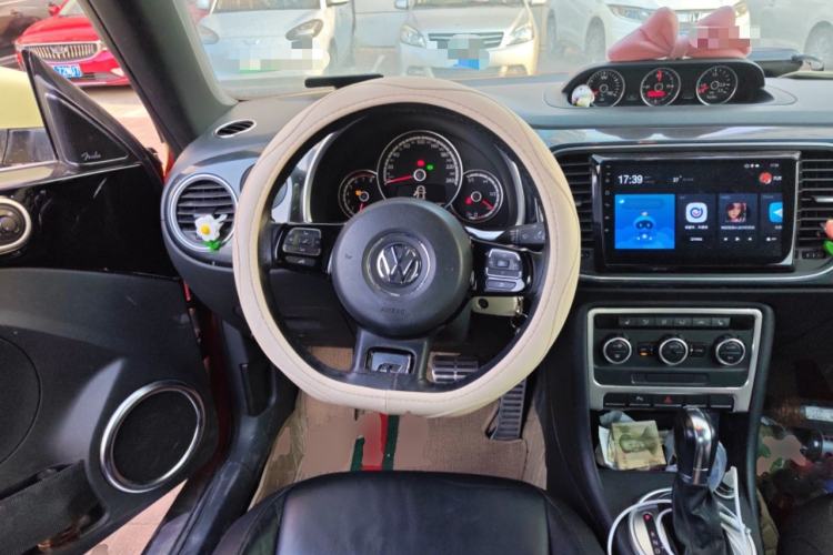Used Volkswagen Beetle 2013 1.4TSI Luxury Model Steering Wheel