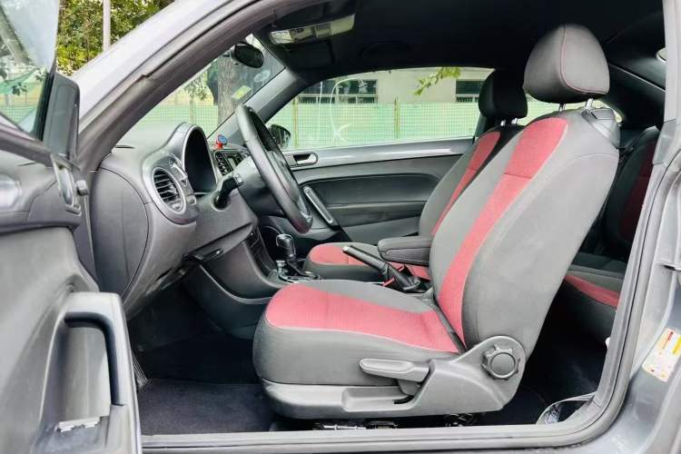 Used Volkswagen Beetle 2013 1.4TSI Fashion Edition Driver Seat