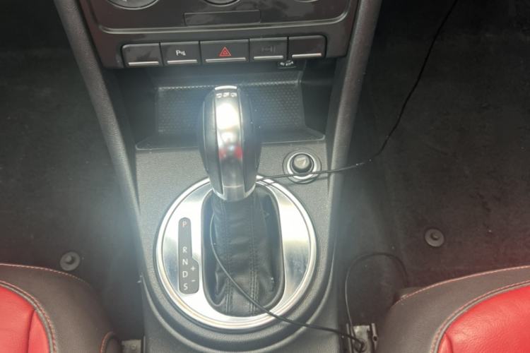 Used Volkswagen Beetle 2013 1.4 TSI Comfort Model Gear Lever