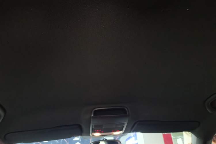 Used Volkswagen Beetle 2013 1.4TSI Fashion Edition Headliner