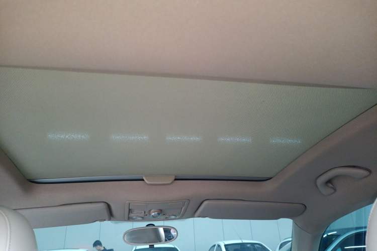 Used Volkswagen Beetle 2013 1.2TSI Comfort Model Headliner