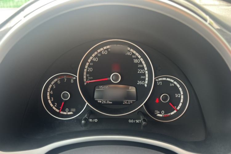 Used Volkswagen Beetle 2013 1.4 TSI Comfort Model Instrument Cluster