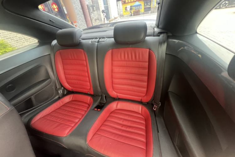 Used Volkswagen Beetle 2013 1.4 TSI Comfort Model Interior 1