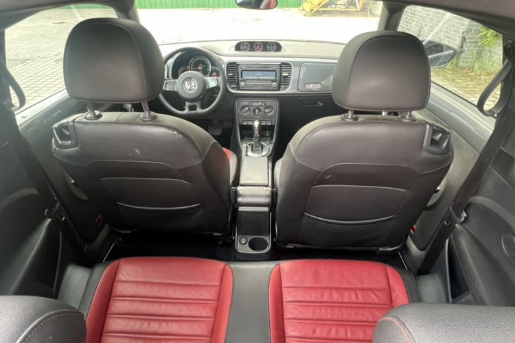 Used Volkswagen Beetle 2013 1.4 TSI Comfort Model Interior 7