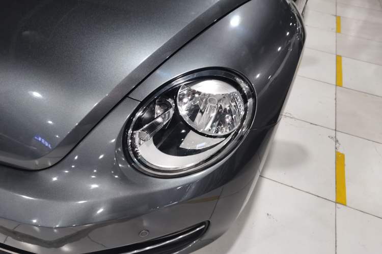 Used Volkswagen Beetle 2013 1.4TSI Fashion Edition Left Front Headlight
