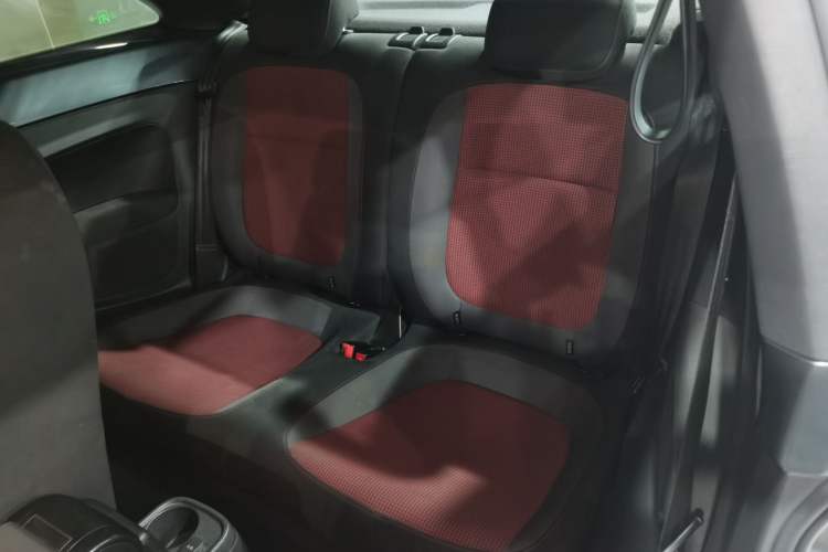Used Volkswagen Beetle 2013 1.4TSI Fashion Edition Left Rear Seat