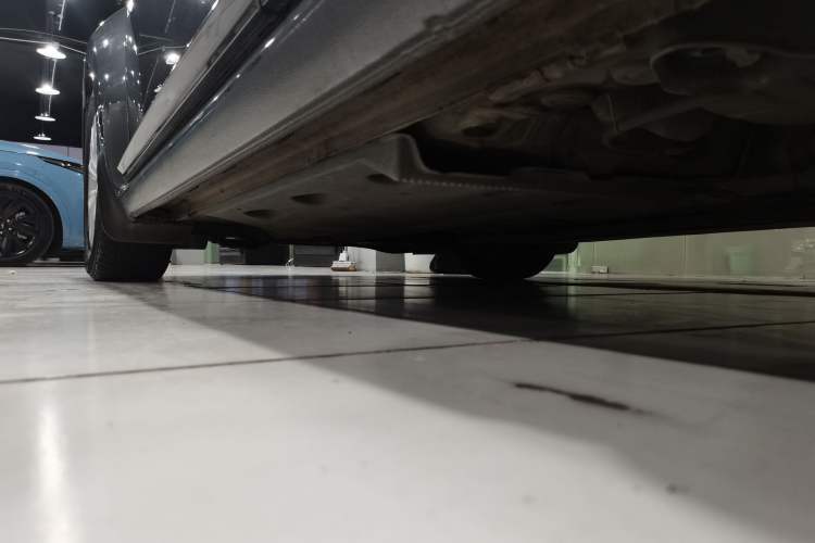 Used Volkswagen Beetle 2013 1.4TSI Fashion Edition Left Side Sill