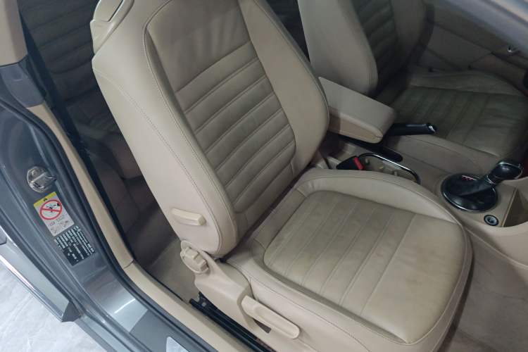 Used Volkswagen Beetle 2013 1.2TSI Comfort Model Right Front Seat