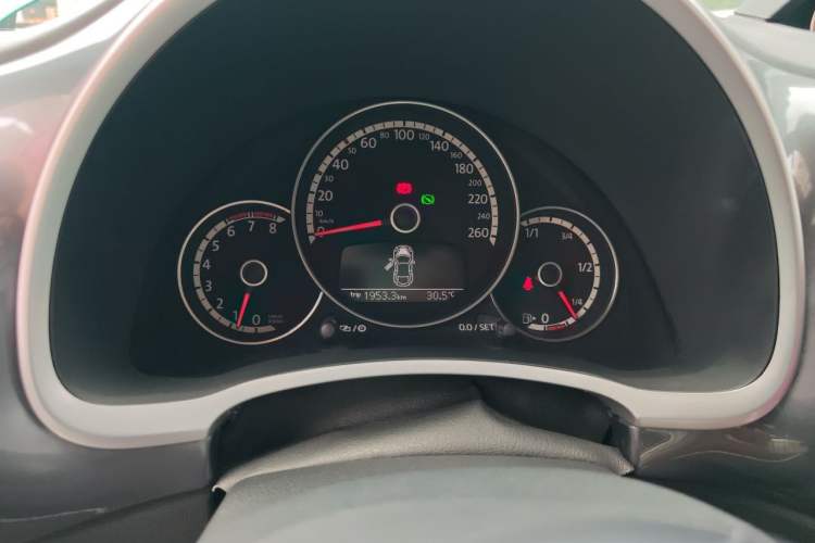 Used Volkswagen Beetle 2013 1.2TSI Fashion Edition Instrument Cluster