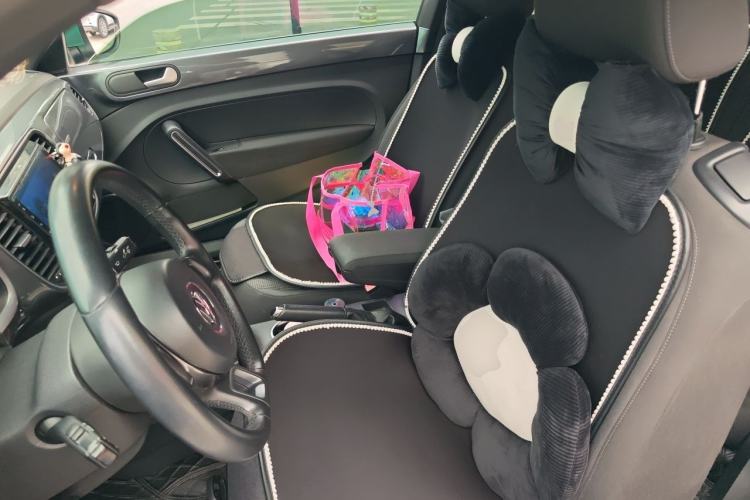 Used Volkswagen Beetle 2013 1.2TSI Fashion Edition Left Front Seat