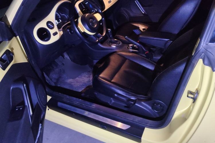 Used Volkswagen Beetle 2013 1.2TSI Fashion Edition Driver Seat