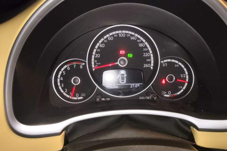 Used Volkswagen Beetle 2013 1.2TSI Fashion Edition Instrument Cluster