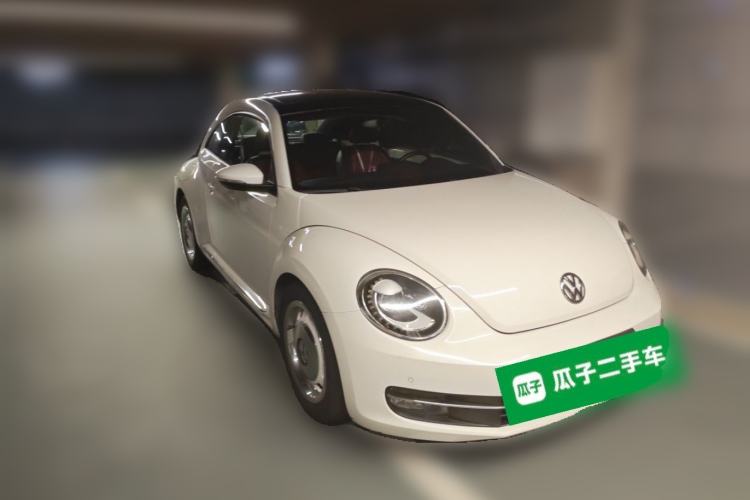 Used Volkswagen Beetle 2013 1.4 TSI Comfort Model Front Right 45 Deg
